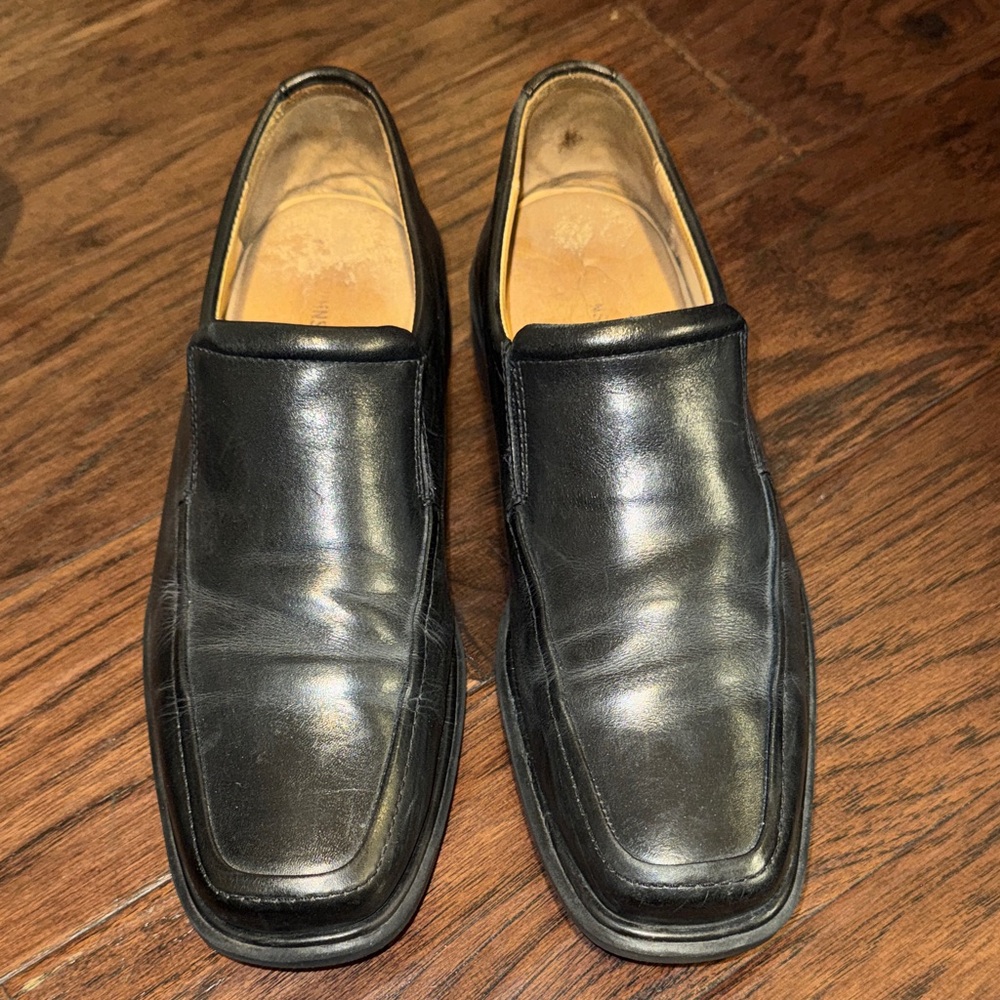 Johnston & Murphy Men's Black Leather Slip-On Dress Shoes size 8.5 M
